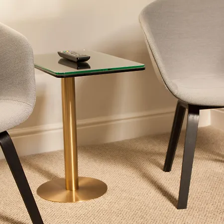 酒店 Ascot House 4*