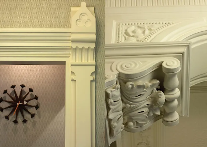 Ascot House 해러게이트