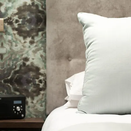 Hotel Ascot House 4*