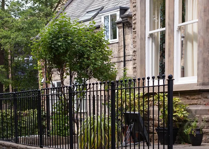 Ascot House 4* 哈罗盖特